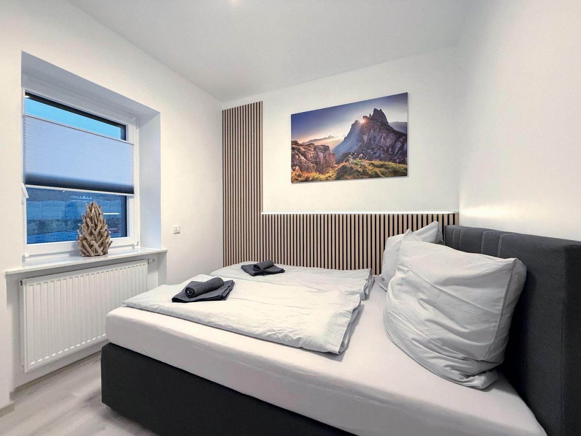 Schlafzimmer mit Smart-TV